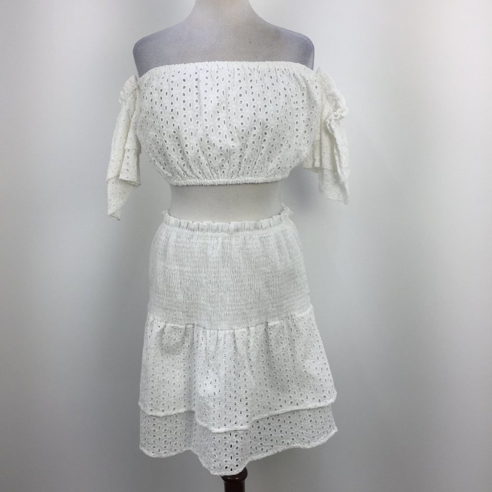 NWT Boohoo Ivory Broderie Bardot Top & Skirt Set